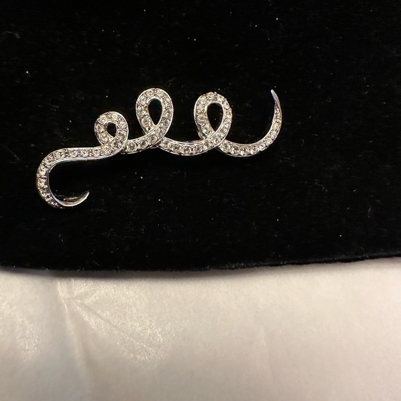 pre owned swarovski brooch silver and crystals - Picture 2 of 3